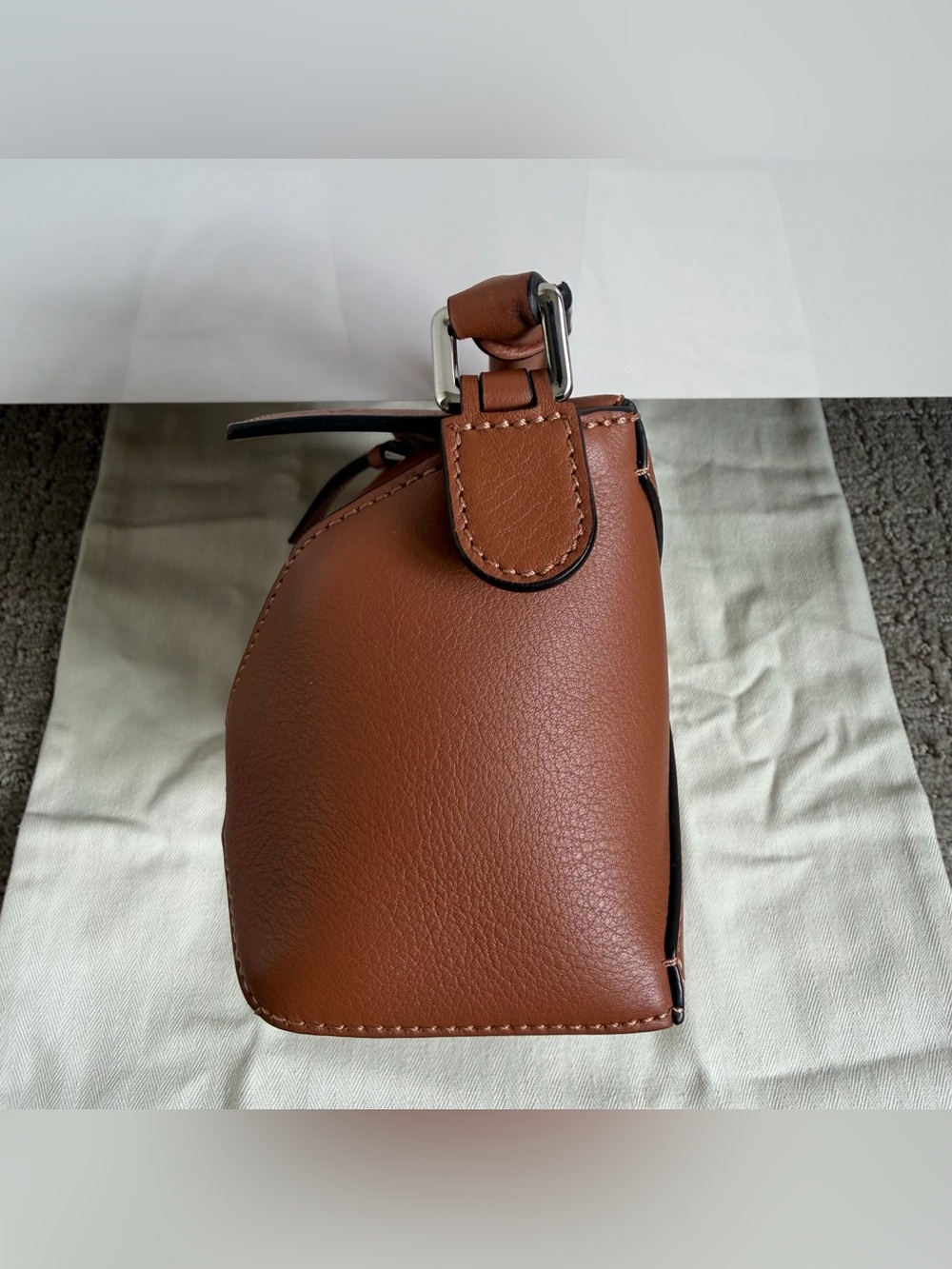 Loewe Mini Puzzle Edge bag in classic calfskin Tan - Picture 6 of 11